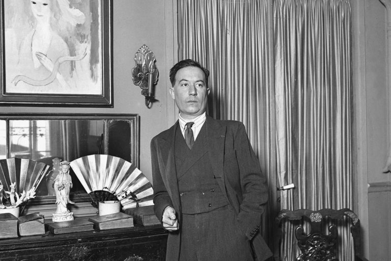 Paul Morand (1888-1976), écrivain français.